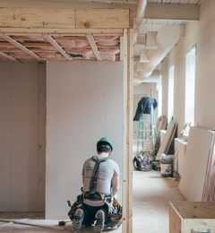 Automated health & safety screenings for construction employees